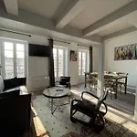 Grand Ancien En Centre * La Rochelle