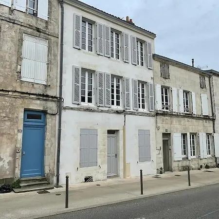 Appartement Grand Ancien En Centre