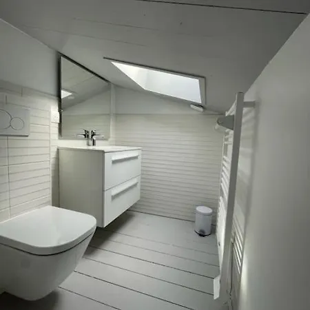 Grand Ancien En Centre La Rochelle (Charente-Maritime)